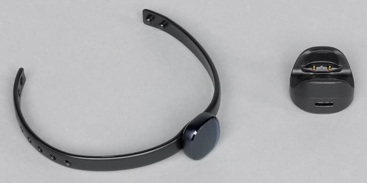 Фитнес-браслет Samsung Charm Фитнес-браслет Samsung Charm