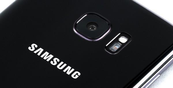 Смартфон Samsung Galaxy S7 Edge Смартфон Samsung Galaxy S7 Edge
