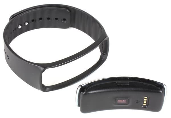 Умный браслет Samsung Gear Fit Умный браслет Samsung Gear Fit