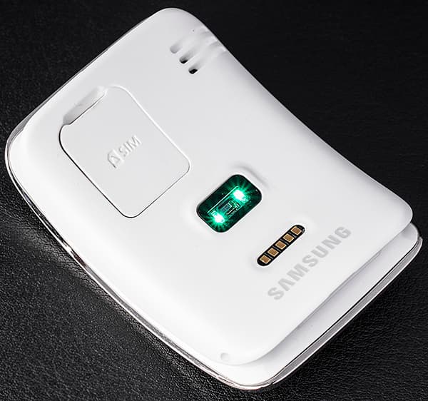 Умные часы Samsung Gear S Умные часы Samsung Gear S