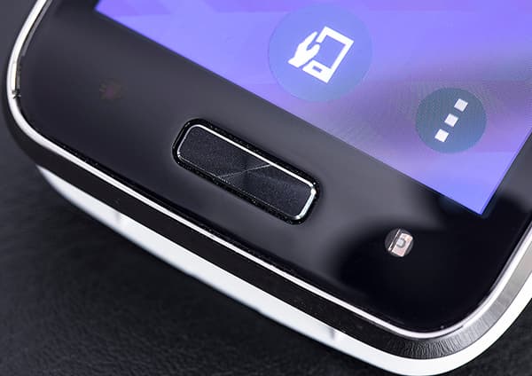 Умные часы Samsung Gear S Умные часы Samsung Gear S