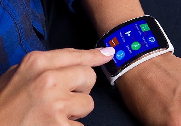 Умные часы Samsung Gear S Умные часы Samsung Gear S