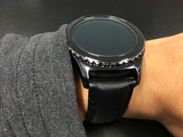 Умные часы Samsung Gear S и Samsung Gear S Умные часы Samsung Gear S и Samsung Gear S