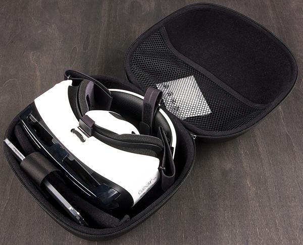 Шлем виртуальной реальности Samsung Gear VR Шлем виртуальной реальности Samsung Gear VR
