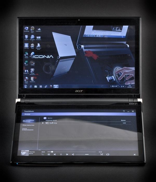 ноутбук Acer Iconia с двумя экранами
