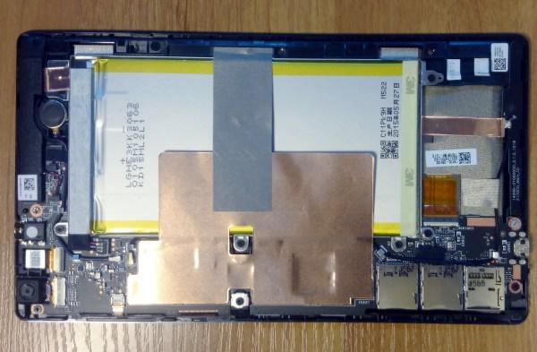 Дизайн планшета Asus Zenpad C 7.0 (Z170CG)