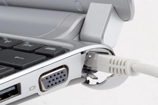 Нетбук HP Pavilion dm1-3100er