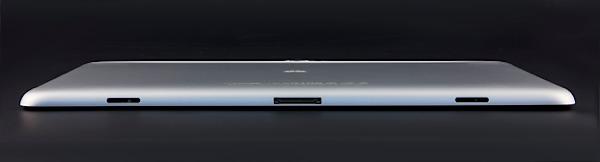 Нижняя грань Huawei MediaPad 10 FHD