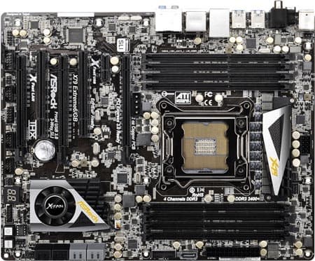 ASRock оснащает плату X79 Extreme6/GB восемью гнездами для DIMM