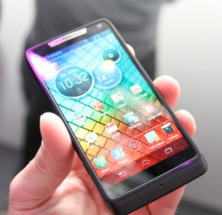 Motorola RAZR i