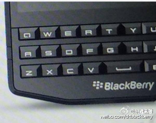BlackBery Porsche Design P’9984