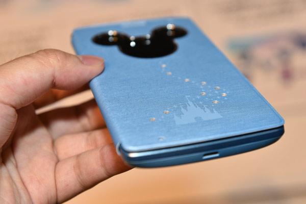 LG Disney Mobile DM-01G