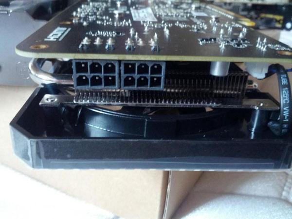 3D-карты XFX Radeon R9 380 и R7 360 внешне очень похожи, поскольку в них используется одна и та же система охлаждения