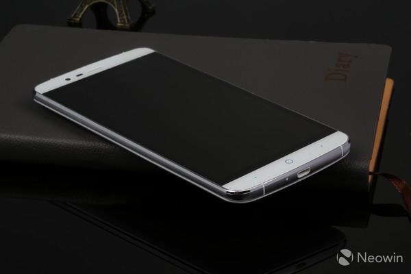 Elephone P8000