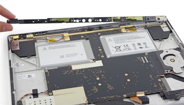 Ноутбук Microsoft Surface Book заработал у iFixit всего один балл