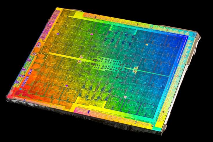 Источник предоставил фото препарированного GPU GP104