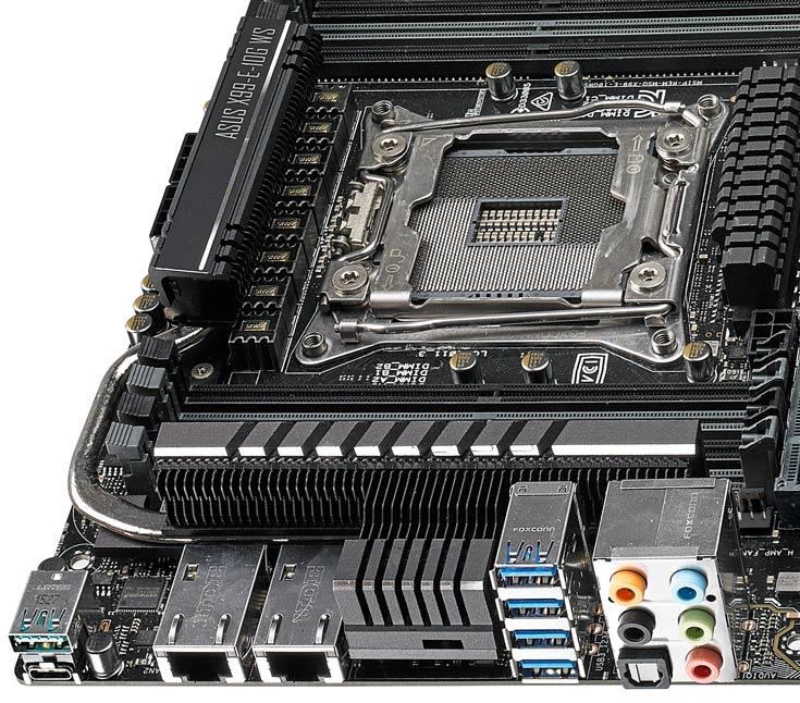 Системная плата для рабочих станций Asus X99-E-10G WS оснащена двумя портами Ethernet 10 Гбит/с
