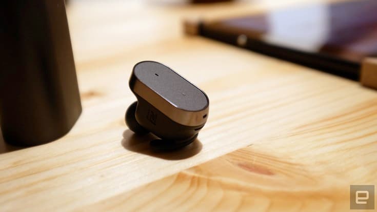 Умный наушник Sony Xperia Ear работает благодаря голосовому помощнику Agent