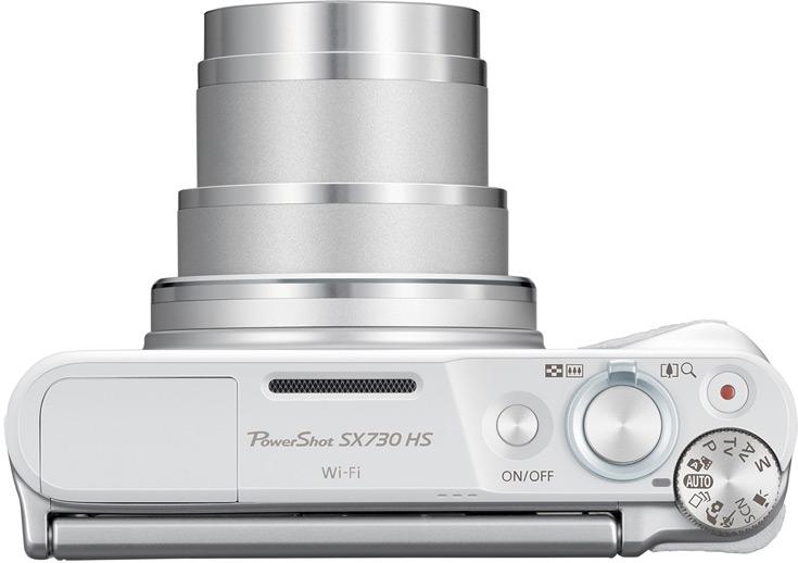 При габаритах 110 x 64 x 40 мм камера Canon PowerShot SX730 HS весит 300 г