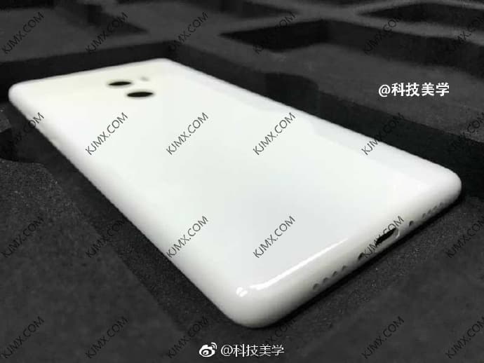 Опубликована фотография задней панели смартфона Xiaomi Mi Mix 2