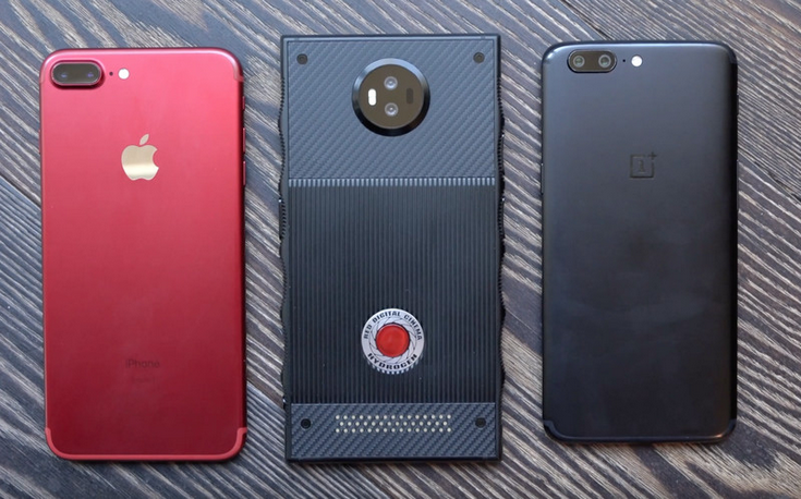 Смартфон Red Hydrogen оказался огромным
