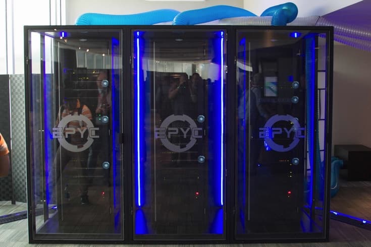 AMD показала стойку Project 47 с 20 серверами 