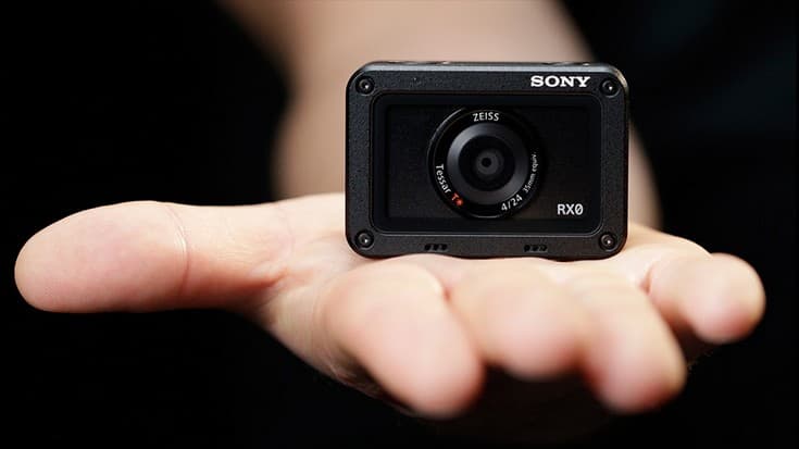 Sony представила уникальную камеру RX0