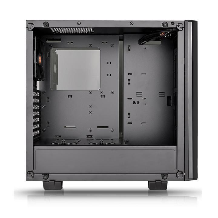Корпус View 21 Tempered Glass Edition рассчитан на платы типоразмера ATX