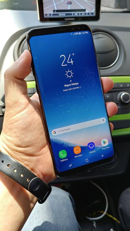 Опубликовано много новых фотографий работающего смартфона Samsung Galaxy S8+