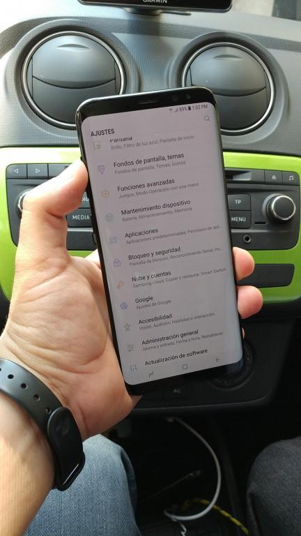 Опубликовано много новых фотографий работающего смартфона Samsung Galaxy S8+