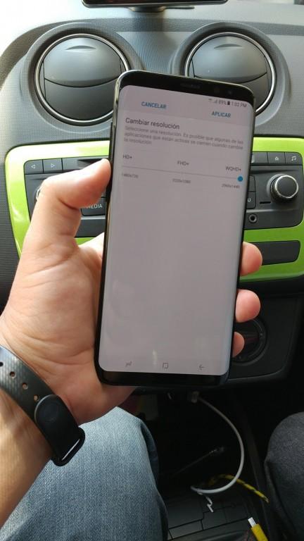 Опубликовано много новых фотографий работающего смартфона Samsung Galaxy S8+