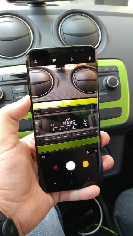 Опубликовано много новых фотографий работающего смартфона Samsung Galaxy S8+