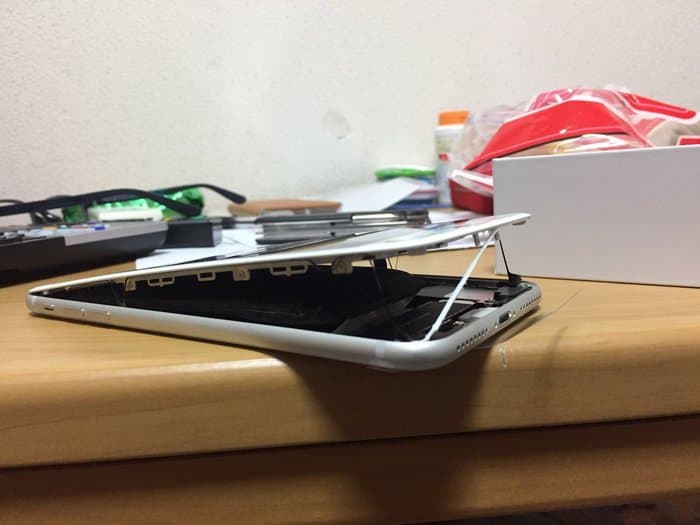 Второй пошел: Apple изучает случаи взрыва смартфонов iPhone 8 Plus 