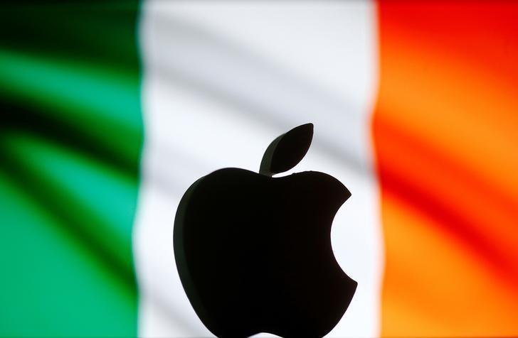 Пока с Apple не удалось получить ни цента