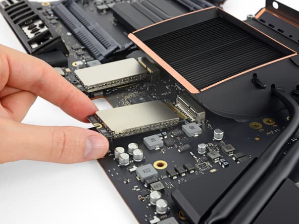 Моноблок Apple iMac Pro малопригоден для ремонта