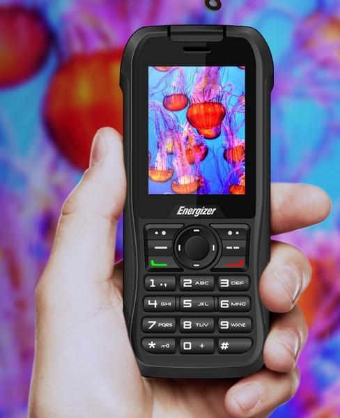Смартфон Energizer Hardcase H240 не боится воды, пыли, падений и выделяется автономностью