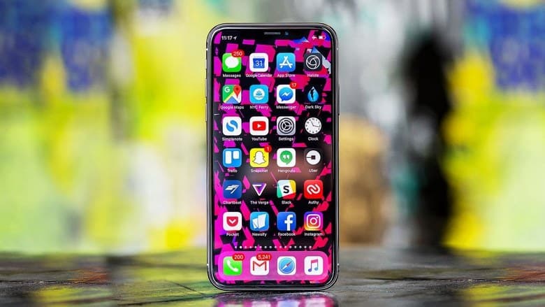 Apple лидирует на рынке США