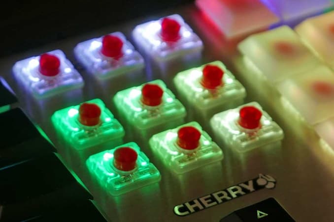 Cherry представила переключатели MX Low Profile RGB