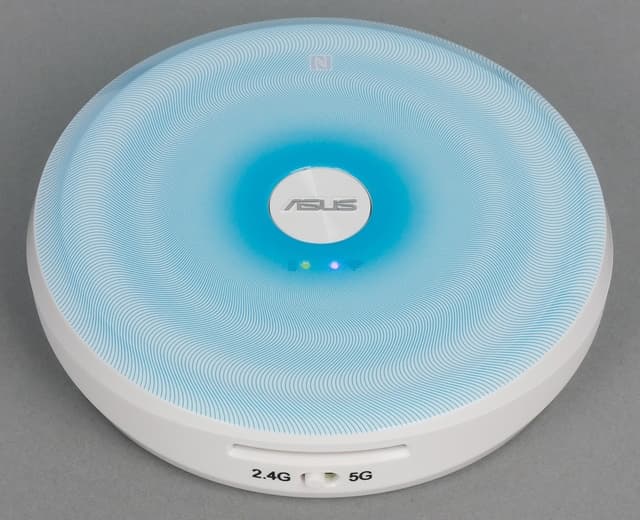 Внешний вид Asus Travelair AC Внешний вид Asus Travelair AC