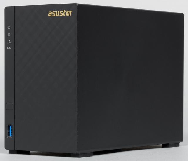 Внешний вид накопителя Asustor AS3202T Внешний вид накопителя Asustor AS3202T