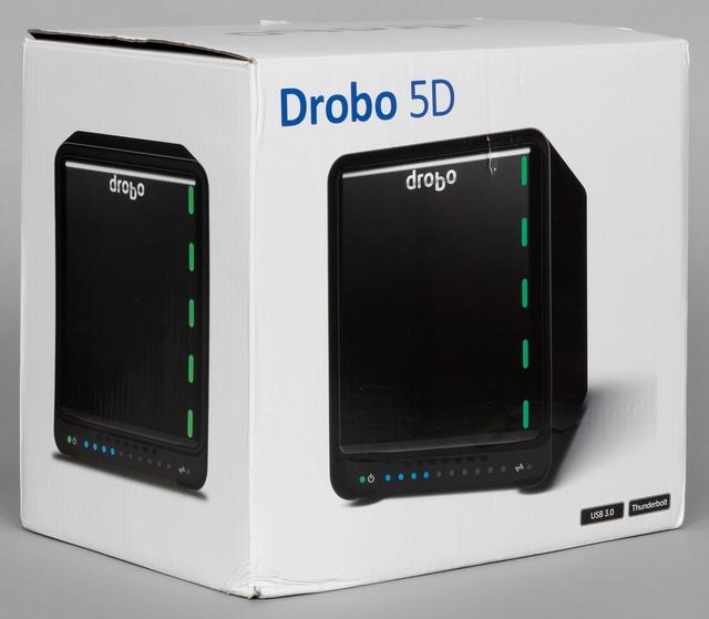 Упаковка накопителя Drobo 5D Упаковка накопителя Drobo 5D