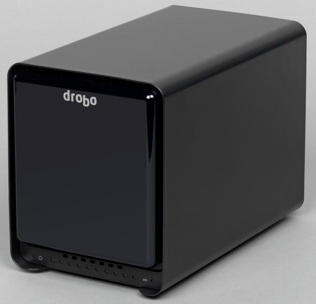 Внешний вид накопителя Drobo 5D Внешний вид накопителя Drobo 5D