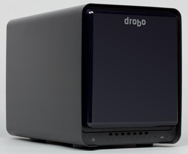 Внешний вид накопителя Drobo 5N Внешний вид накопителя Drobo 5N