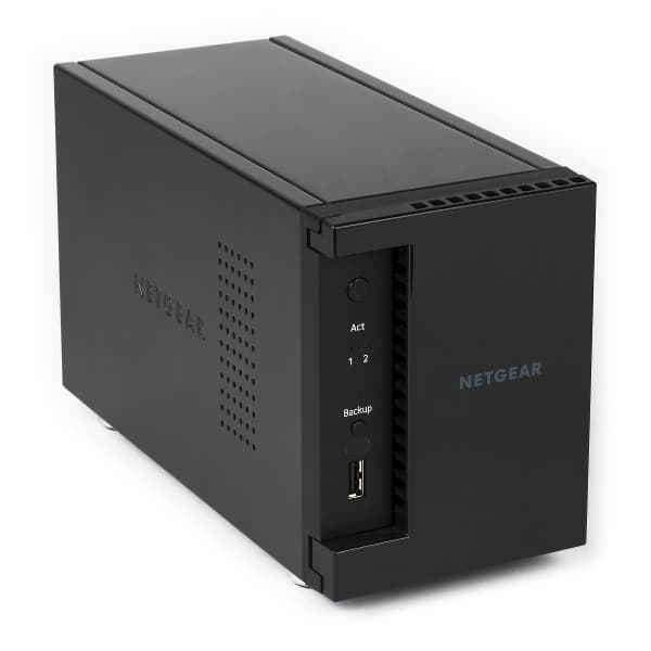 Внешний вид Netgear ReadyNAS 312 Внешний вид Netgear ReadyNAS 312
