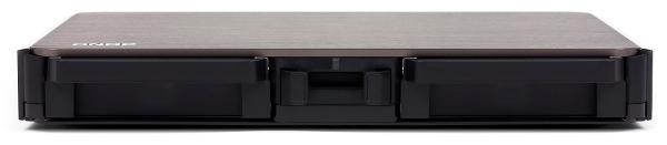 Внешний вид QNAP HS-210 Внешний вид QNAP HS-210
