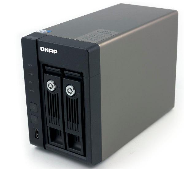 Внешний вид QNAP TS-269 Pro Внешний вид QNAP TS-269 Pro