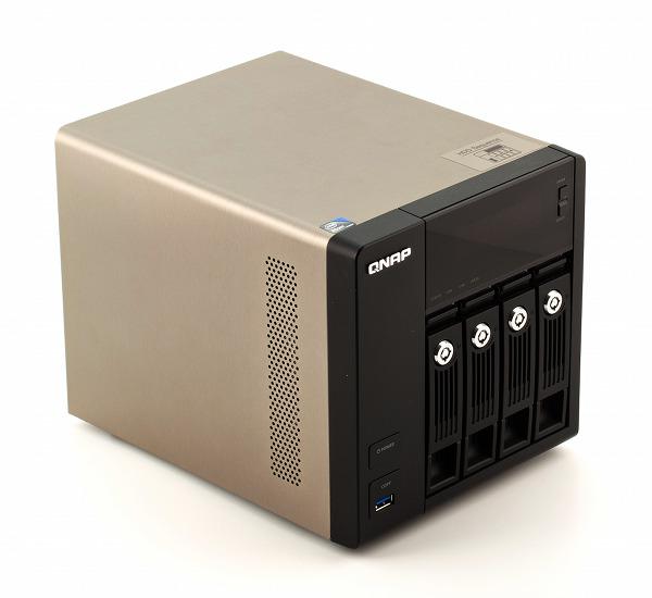 Внешний вид сетевого накопителя QNAP TS-459 Pro II Внешний вид сетевого накопителя QNAP TS-459 Pro II