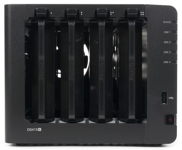 Внешний вид Synology DS415+ Внешний вид Synology DS415+
