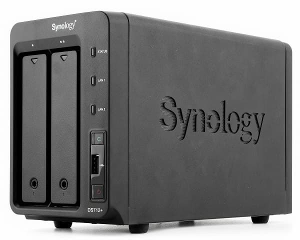 Сетевой накопитель Synology DS712+