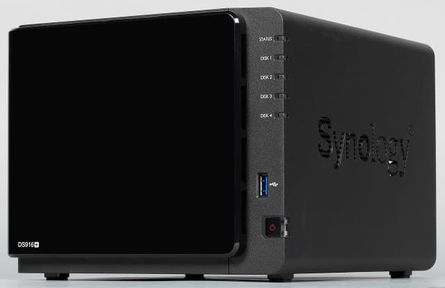Сетевой накопитель Synology DS916+ Сетевой накопитель Synology DS916+